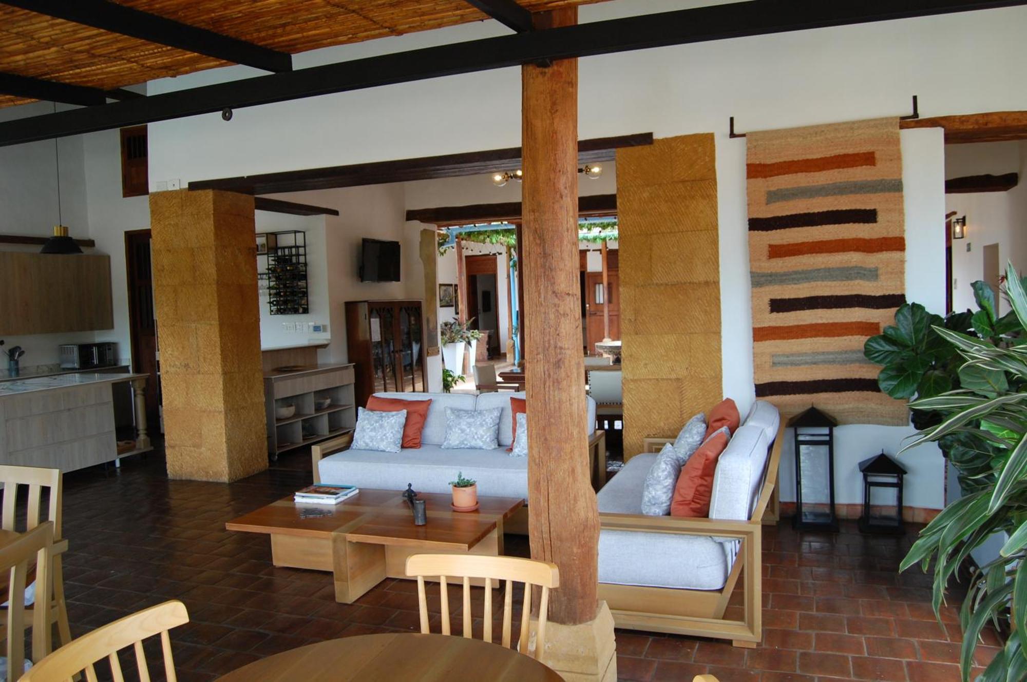 Santa Sofia Casa Boutique Hotel บาริชารา ภายนอก รูปภาพ
