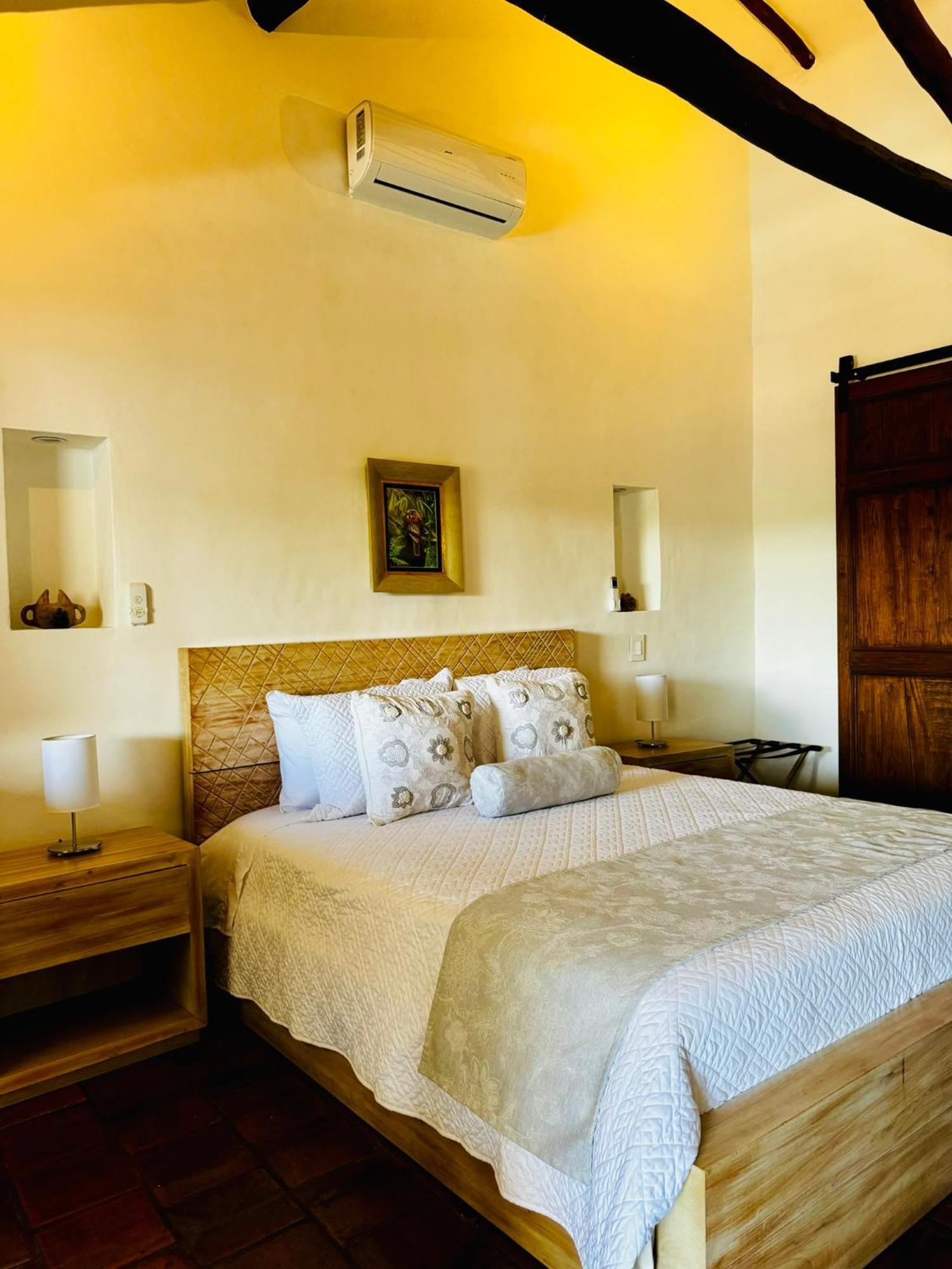 Santa Sofia Casa Boutique Hotel บาริชารา ภายนอก รูปภาพ