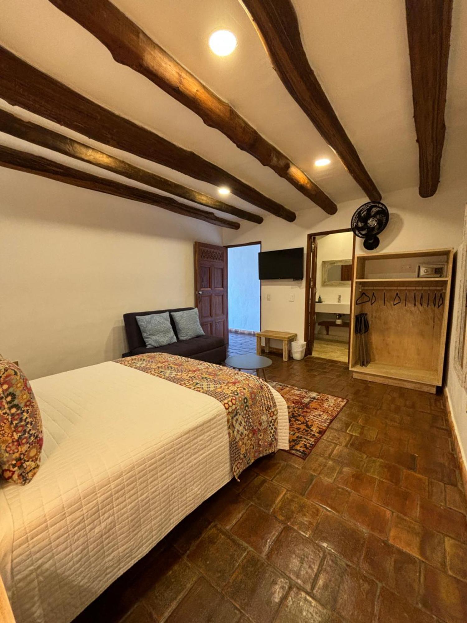 Santa Sofia Casa Boutique Hotel บาริชารา ภายนอก รูปภาพ