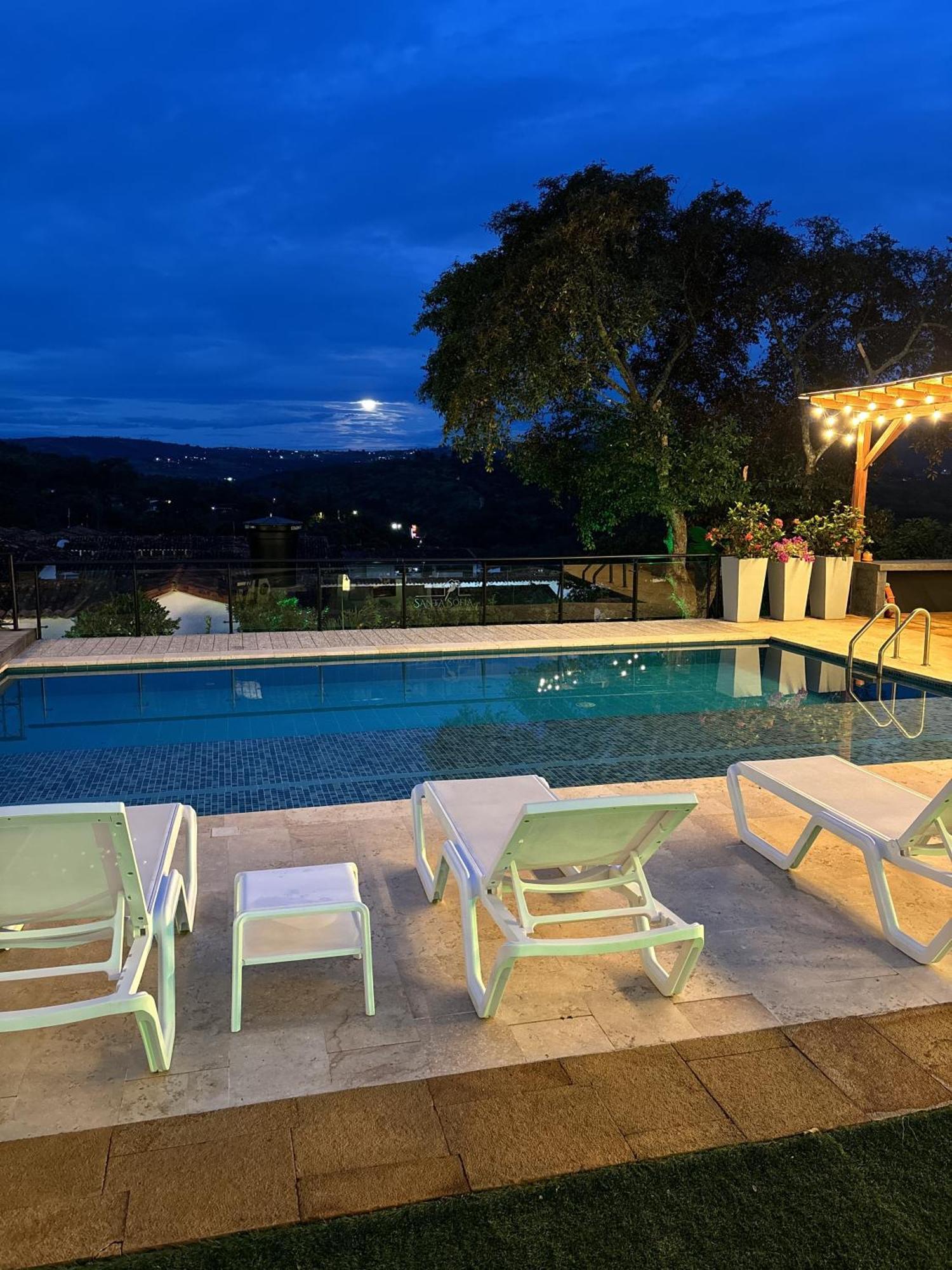 Santa Sofia Casa Boutique Hotel บาริชารา ภายนอก รูปภาพ