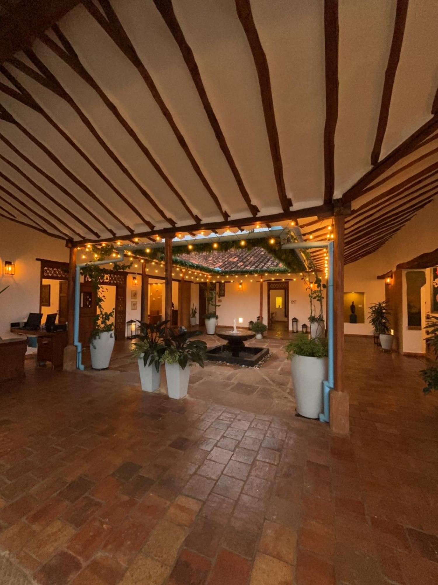 Santa Sofia Casa Boutique Hotel บาริชารา ภายนอก รูปภาพ