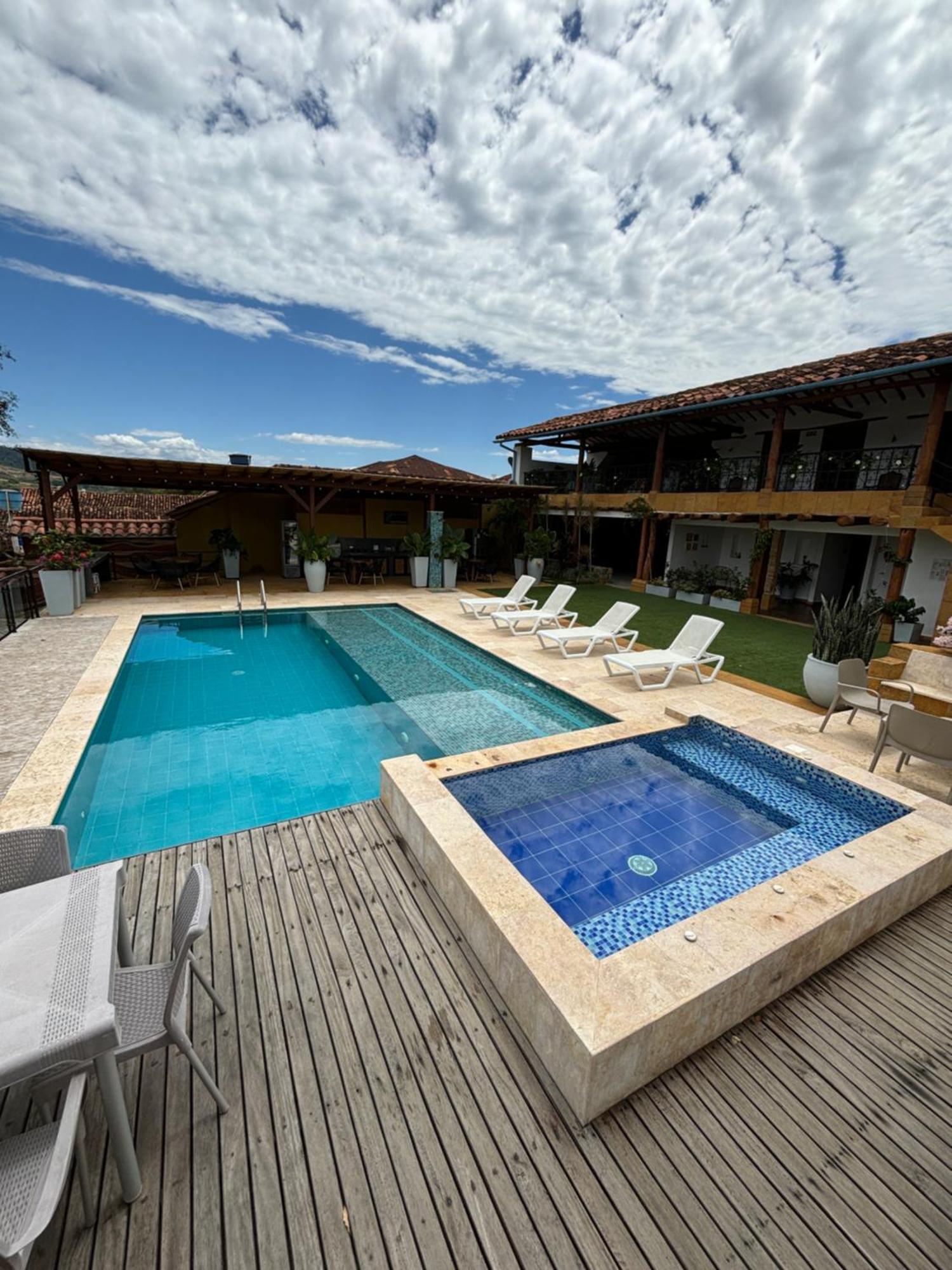 Santa Sofia Casa Boutique Hotel บาริชารา ภายนอก รูปภาพ